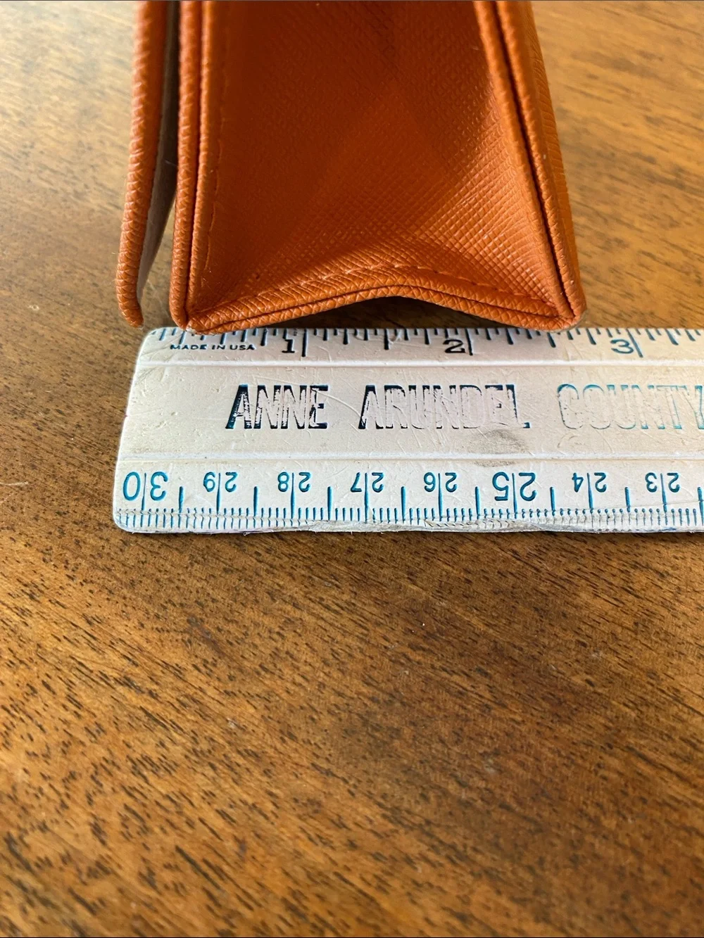 FREE TORY BURCH Glasses Case